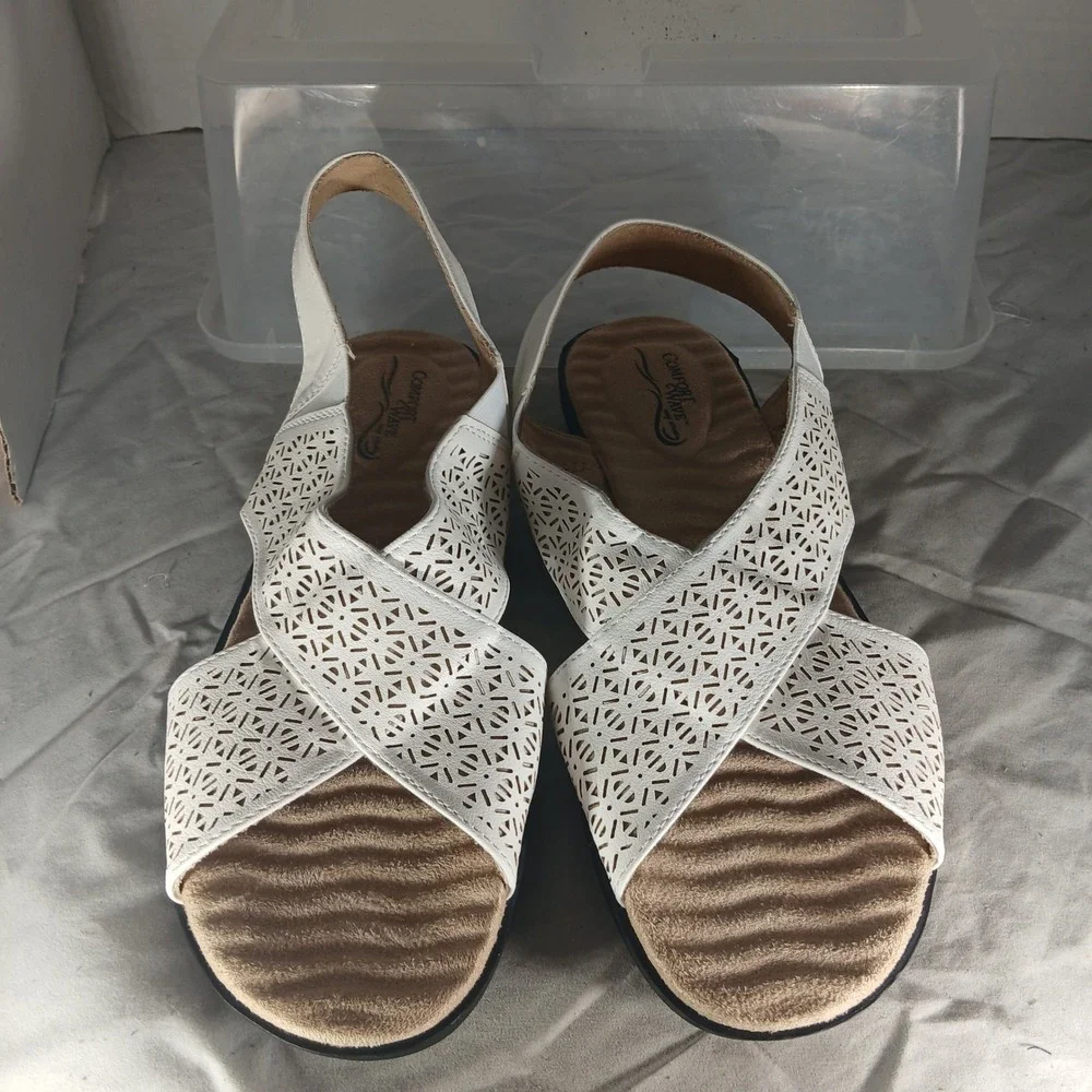 Easy Street‎ Comfort Wave White Laser Cut Slingback Sandals Womens 10M 31-6623